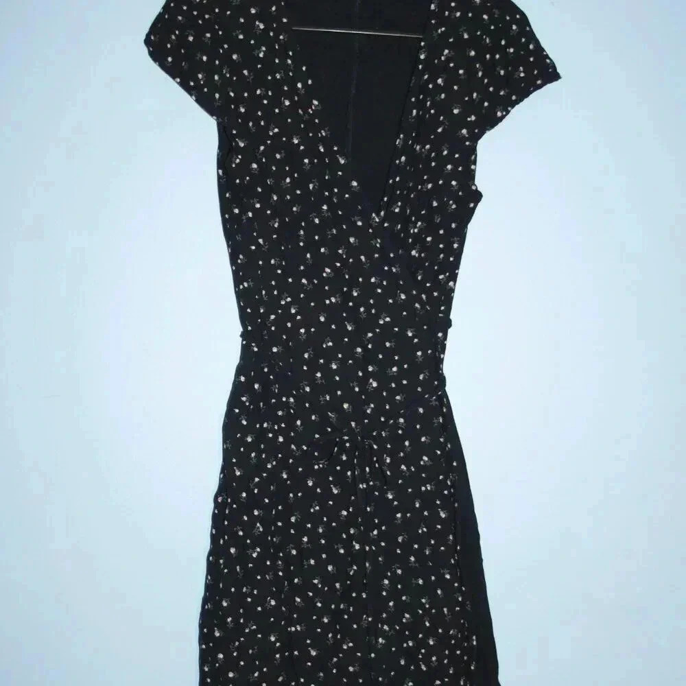 Brandy Melville Mini Floral Print Wrap Dress One Size - Picture 2 of 13